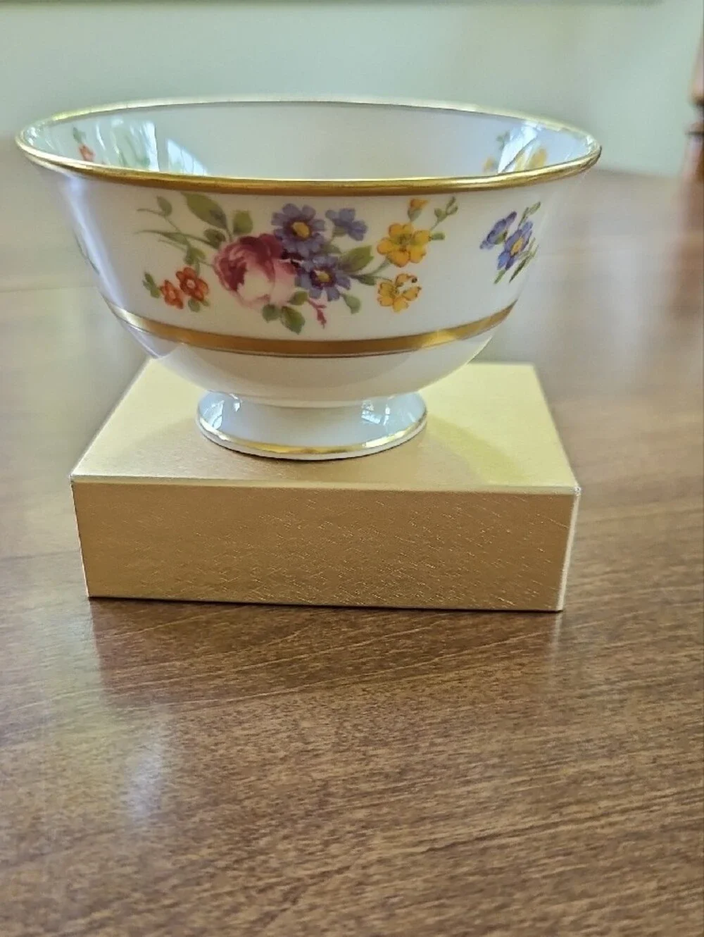 Coxon Belleek Floral Bouquet Tea Cups, Set of 3